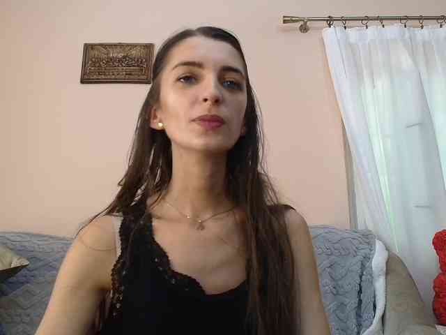 ella-myst webcam