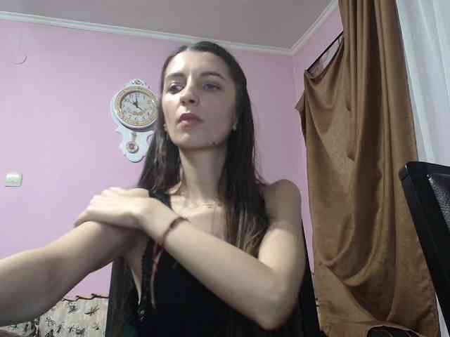 ella-myst webcam