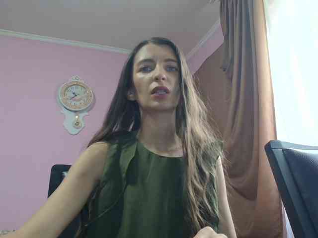ella-myst webcam
