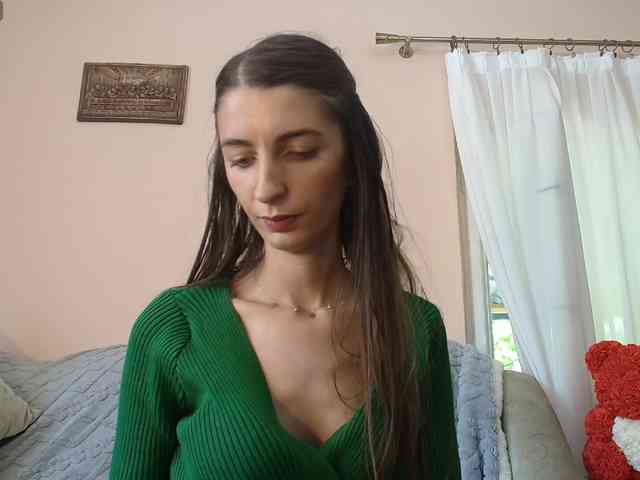 Modelo: ella-myst
