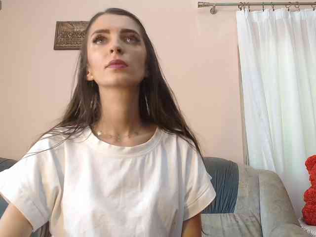 ella-myst webcam