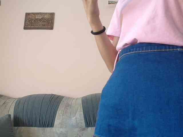 ella-myst webcam