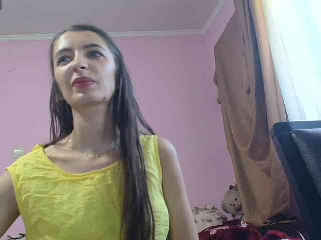 ella-myst webcam