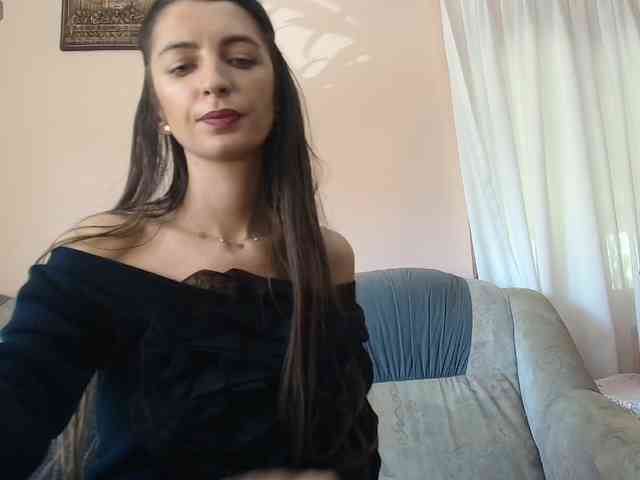 ella-myst webcam