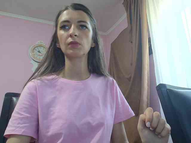 ella-myst webcam
