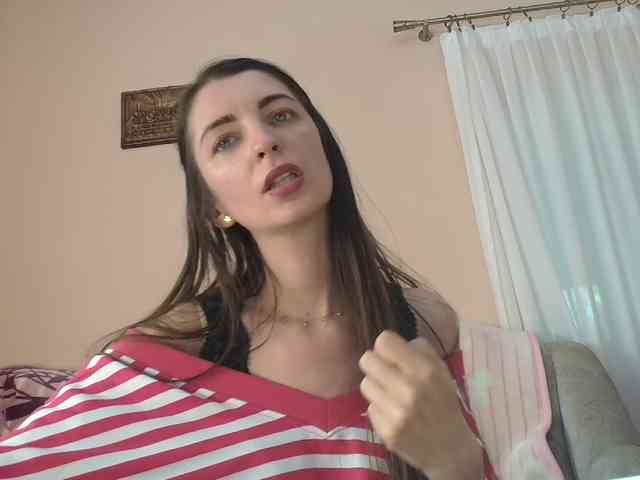 ella-myst webcam
