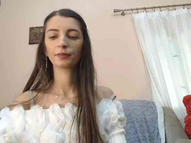 ella-myst webcam
