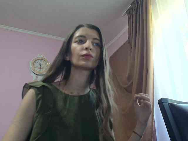ella-myst webcam