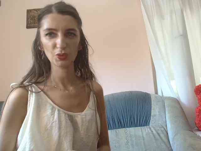 ella-myst webcam