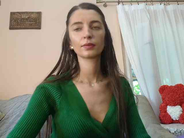 ella-myst webcam