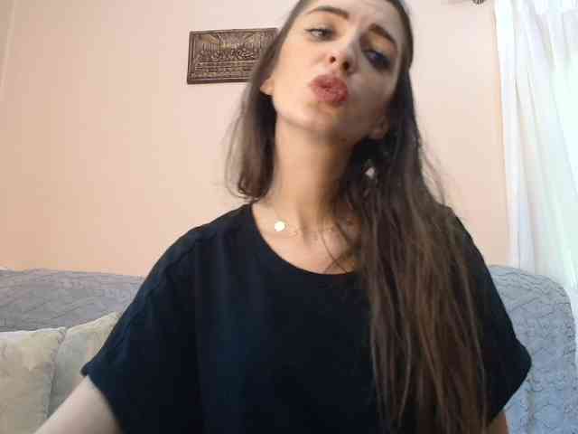 ella-myst webcam