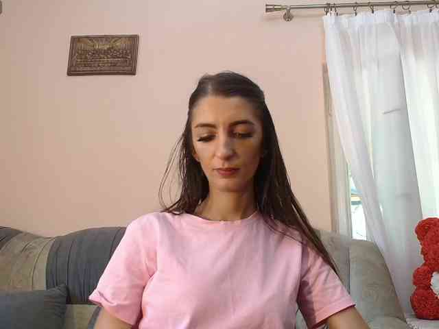 ella-myst webcam