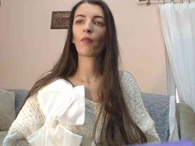 ella-myst webcam
