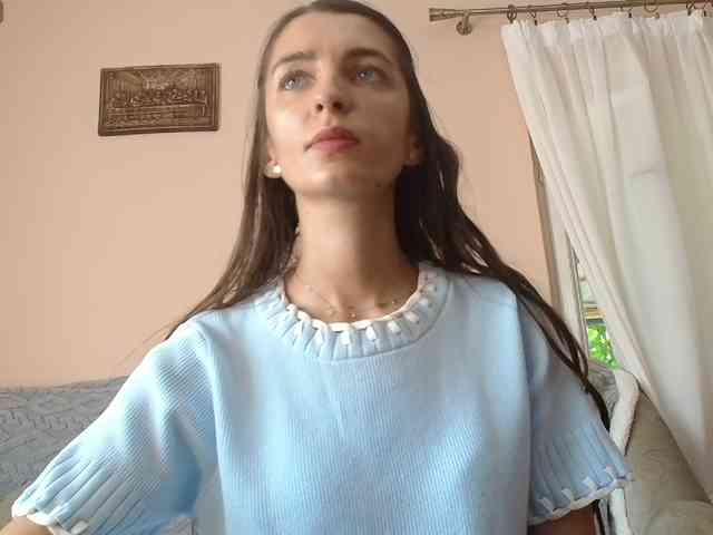 ella-myst webcam