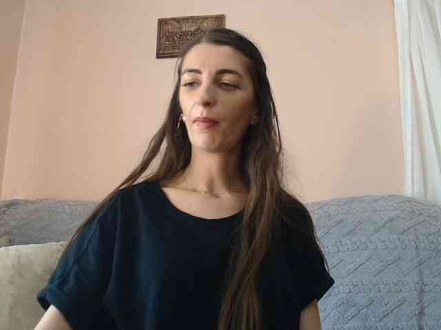 ella-myst webcam