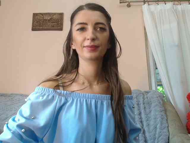 ella-myst webcam
