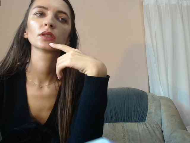 ella-myst webcam