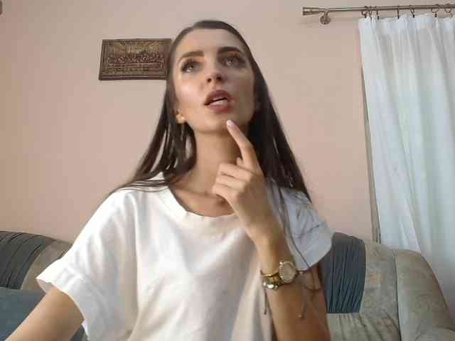ella-myst webcam