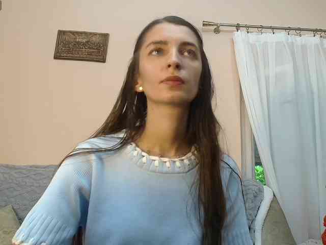 ella-myst webcam