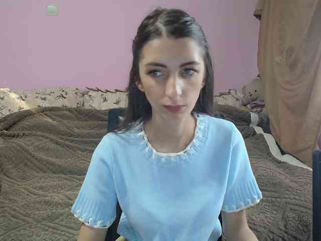 ella-myst webcam