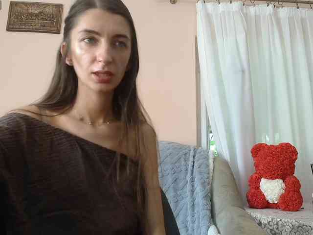ella-myst webcam