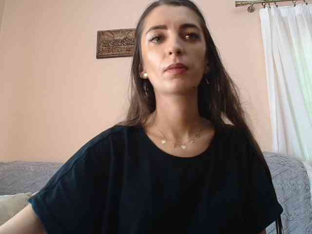 ella-myst webcam