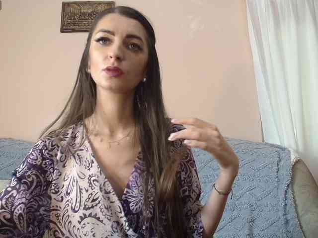 ella-myst webcam