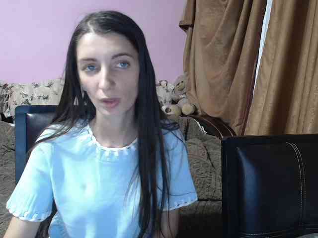 ella-myst webcam