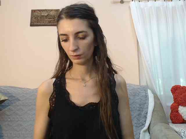 ella-myst's live room