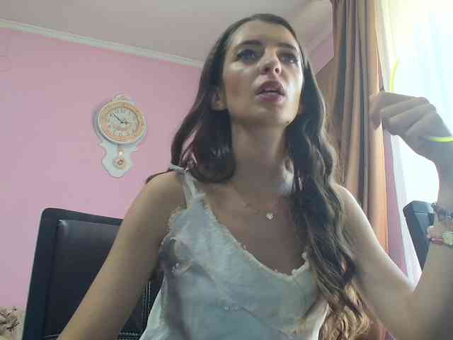 ella-myst webcam