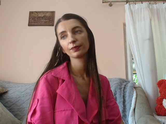 ella-myst Live Webcam on BongaCams
