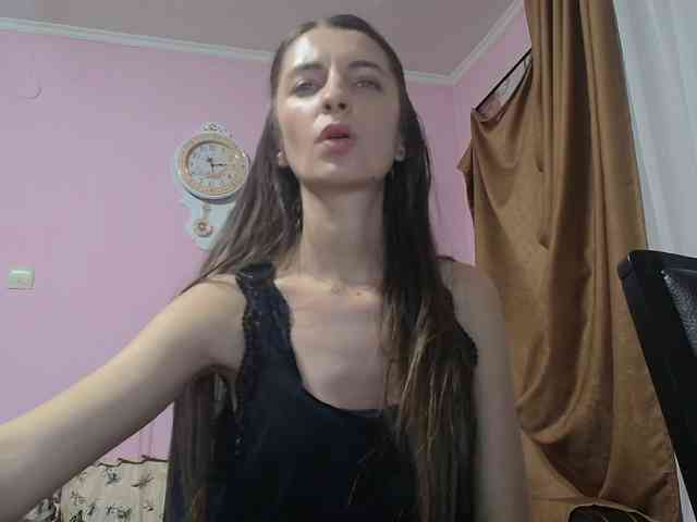 ella-myst webcam