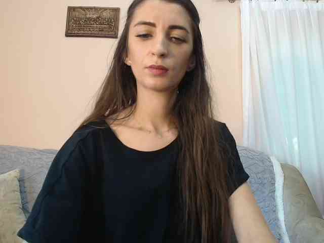 ella-myst webcam