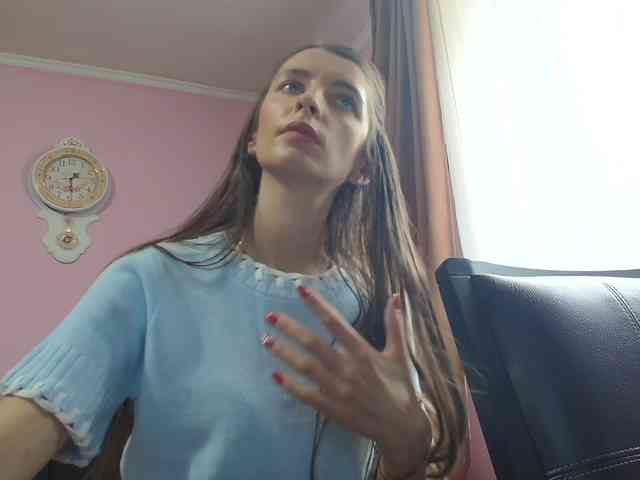ella-myst webcam