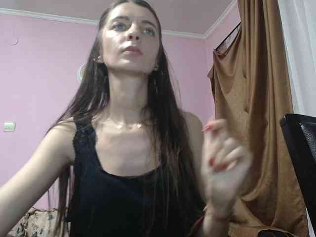 ella-myst webcam