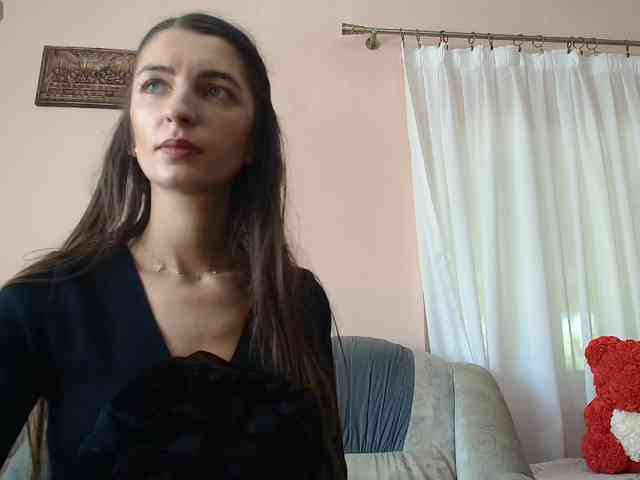 ella-myst webcam