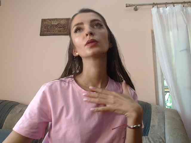 ella-myst webcam