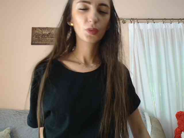 ella-myst webcam