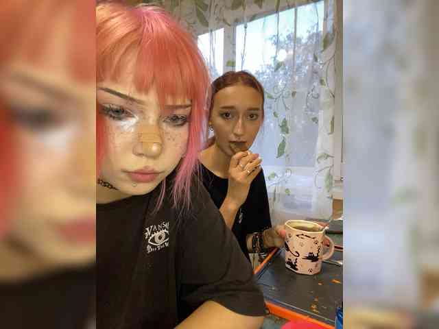 Модель: mayadashaaa