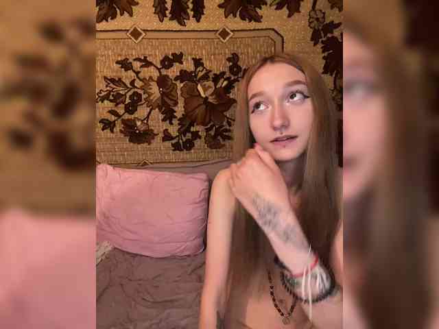 Модель: mayadashaaa