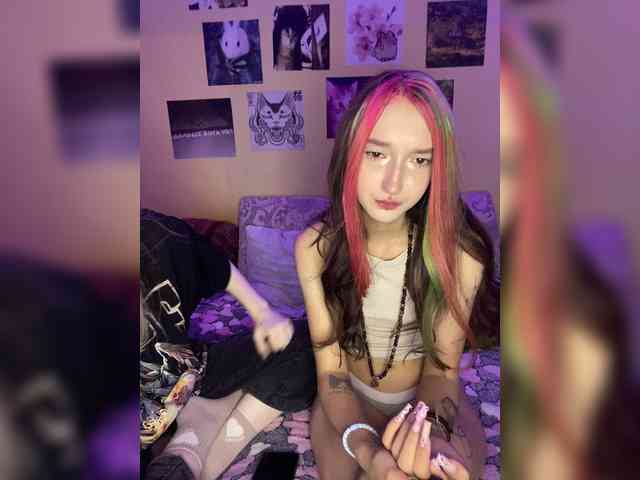 Модель: mayadashaaa