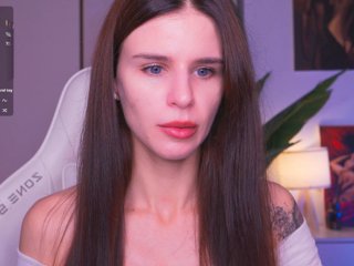EmiMoon Porn Show