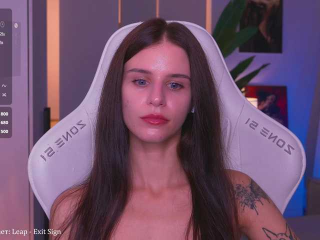 EmiliAva82936 live cam on BongaCams