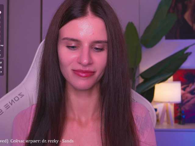 EmiliAva82936 live cam on BongaCams