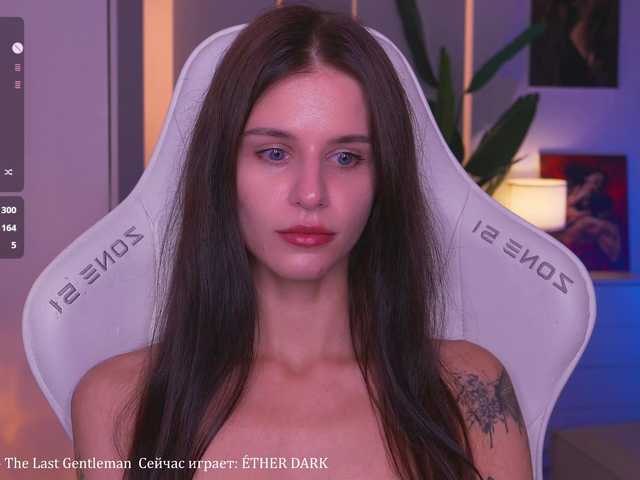 EmiliAva82936 live cam on BongaCams