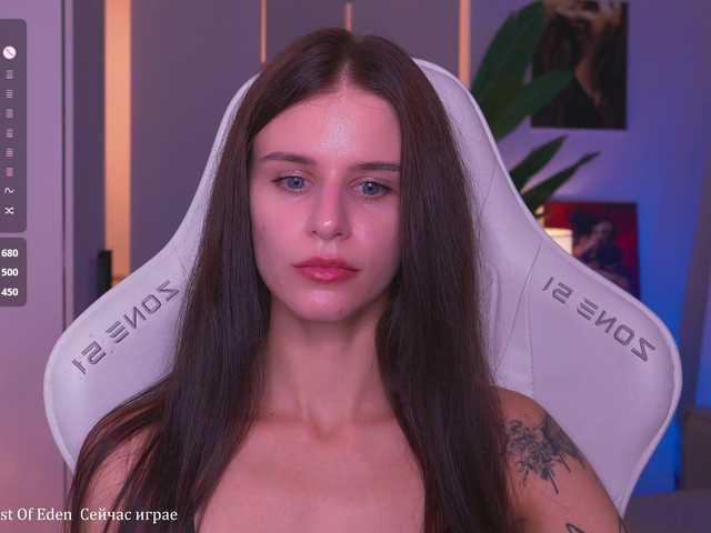 EmiliAva82936 live cam on BongaCams