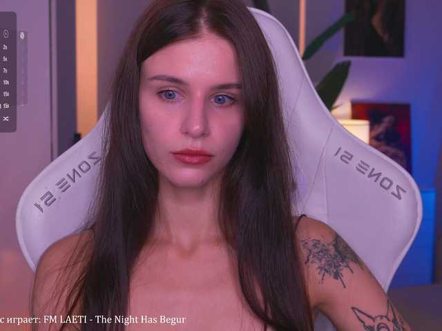 EmiliAva82936 live cam on BongaCams