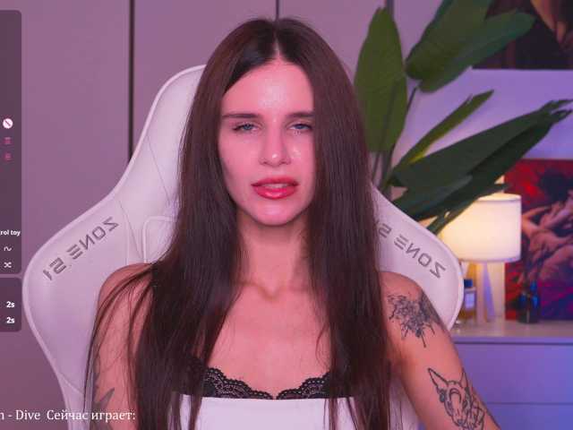 EmiliAva82936 live cam