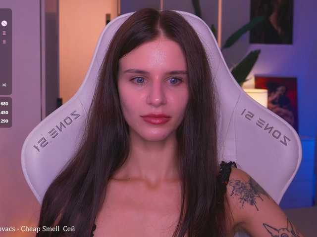 EmiliAva82936 live cam on BongaCams