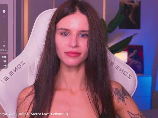 EmiliAva82936 live cam on BongaCams